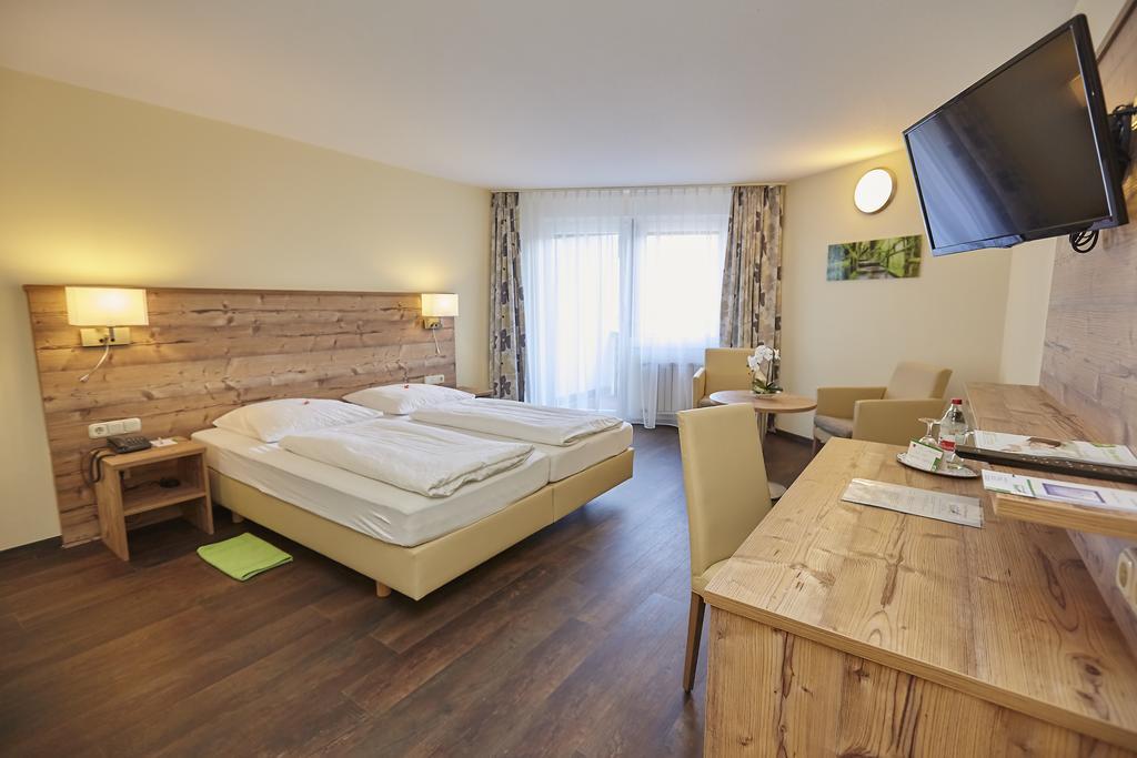 Hotel Roessle Trochtelfingen Esterno foto